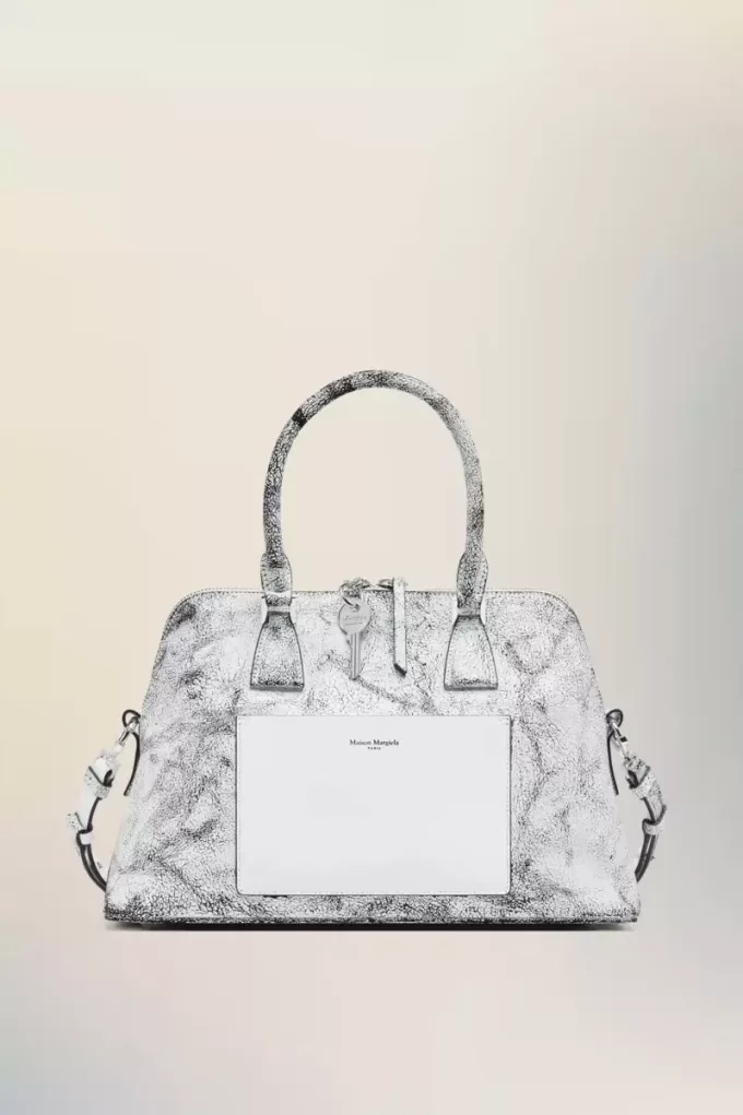 5AC amado hasta la muerte medio