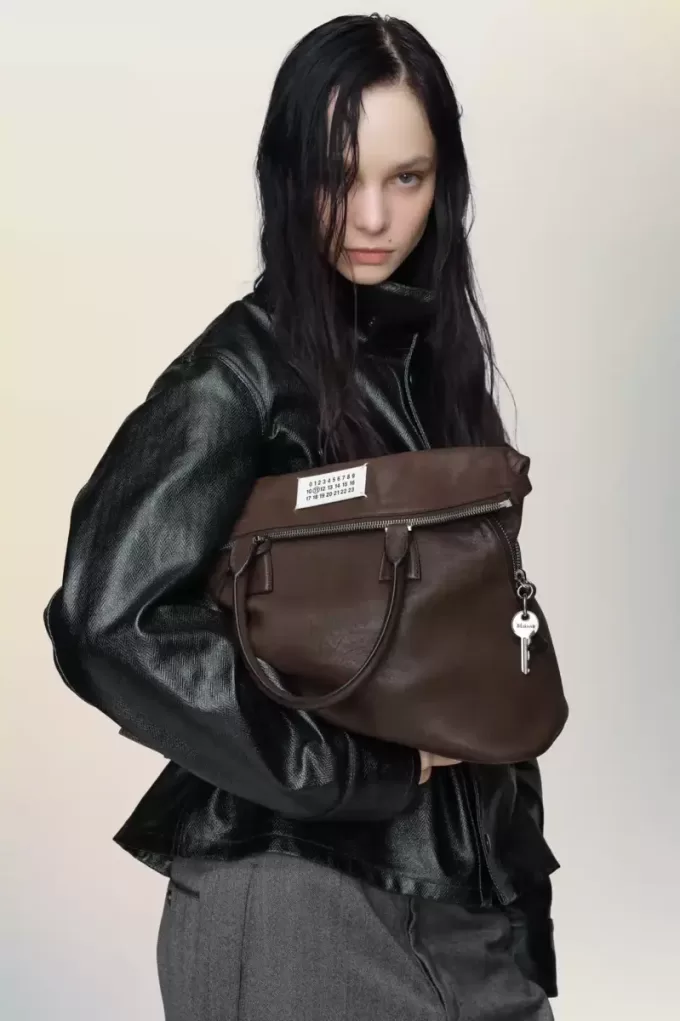 5AC amado hasta la muerte medio