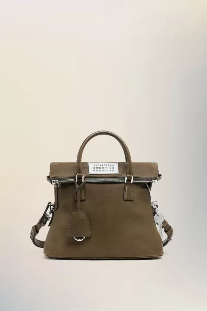 5AC amado hasta la muerte mini