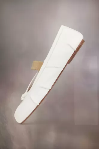 Bailarina con banda elástica Tabi