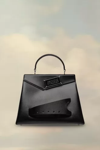 Bolso mediano arrebatado