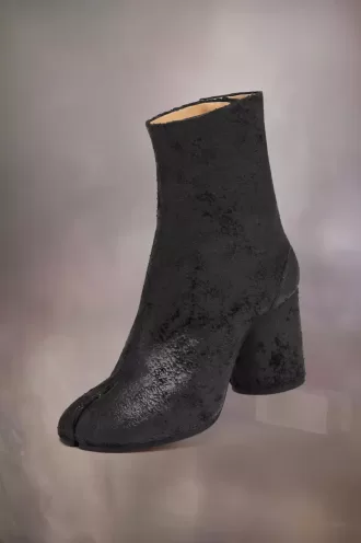 botines tabi de maison margiela 1 15 330x496 - Botines Tabi de Maison Margiela