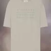 Camiseta con logotipo numérico