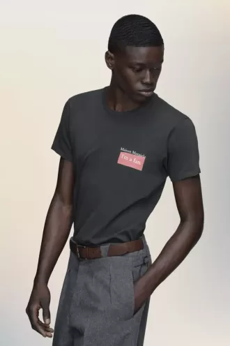 Camiseta con parche del logotipo de Maison Margiela Camiseta con parche del logotipo de Maison Margiela