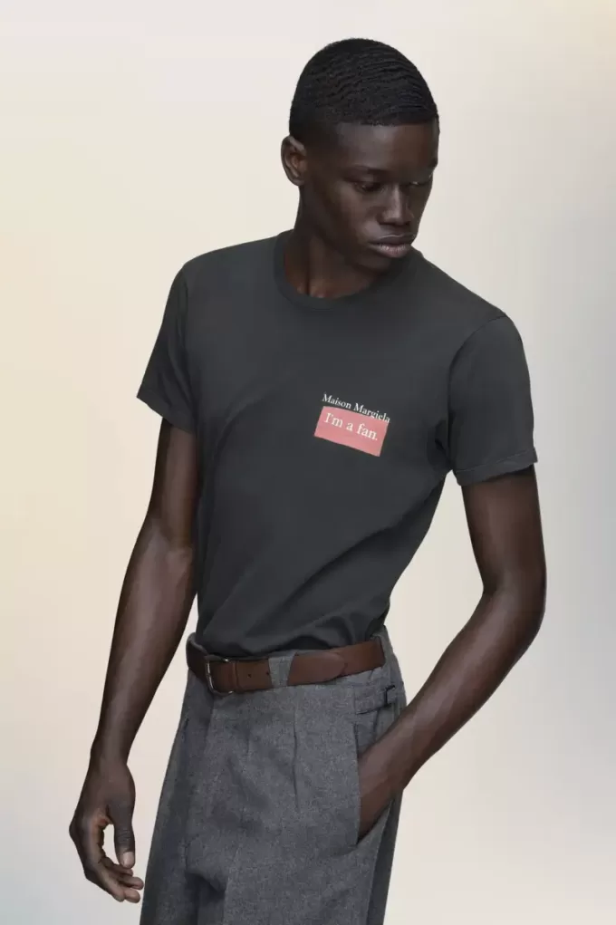 Camiseta con parche del logotipo de Maison Margiela Camiseta con parche del logotipo de Maison Margiela