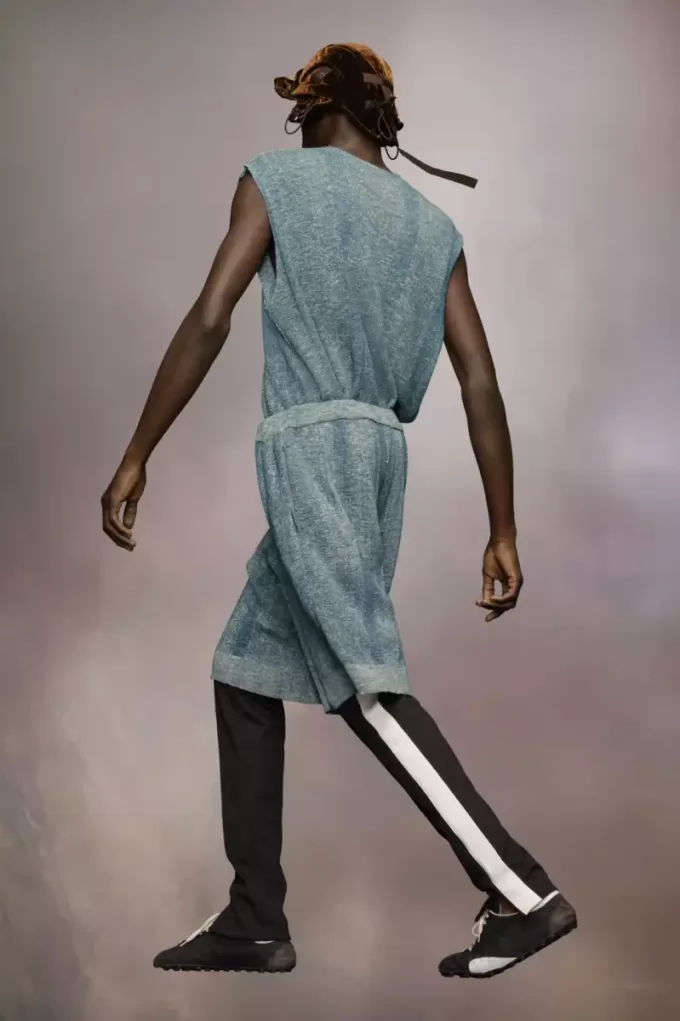 Camiseta de punto de verano con cuello halter Camiseta de punto de verano con cuello halter