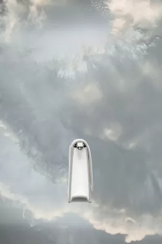 Cartera con cadena de cuatro puntadas