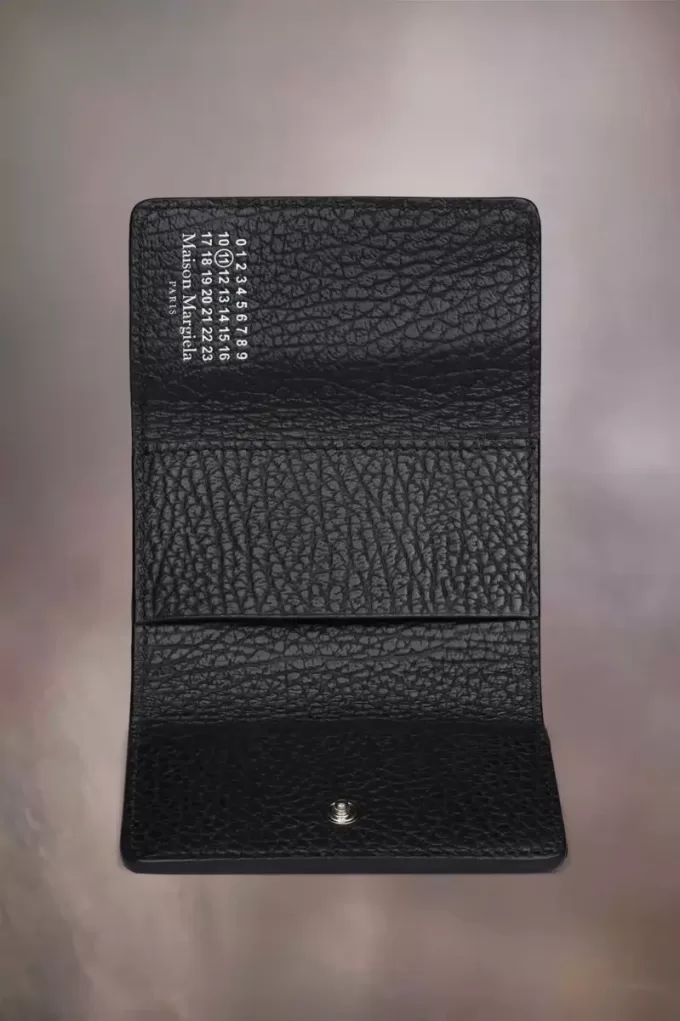 Cartera de bolsillo con cuatro puntadas