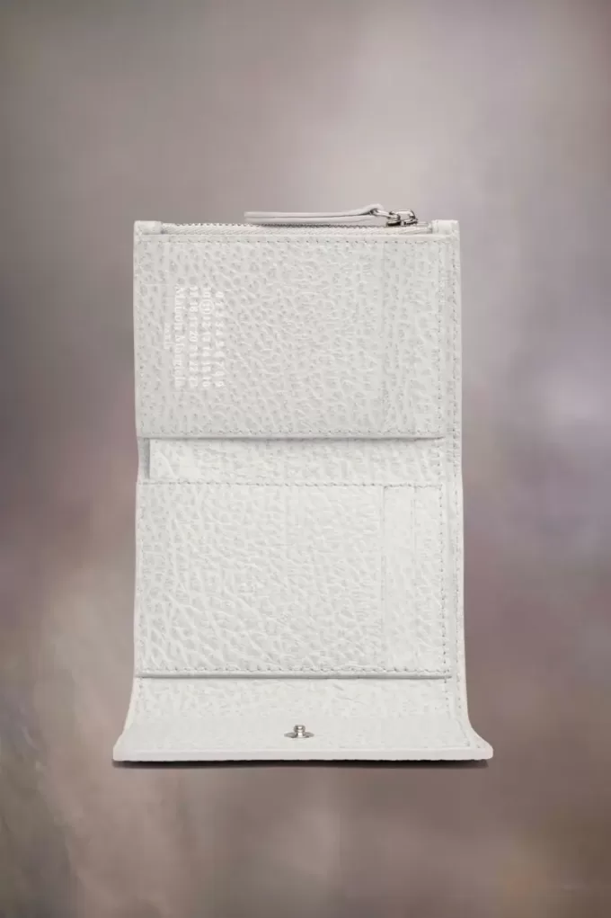 Cartera de cuatro puntadas