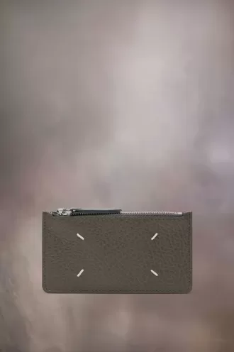 Cartera tarjetero con cuatro puntadas