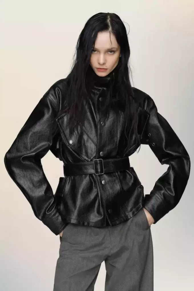 Chaqueta con cinturón de Maison Margiela