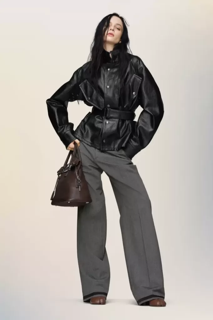 Chaqueta con cinturón de Maison Margiela