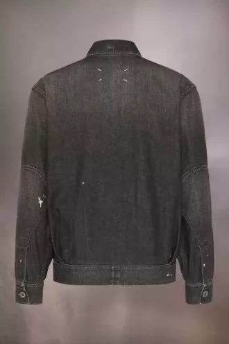 Chaqueta vaquera desgastada