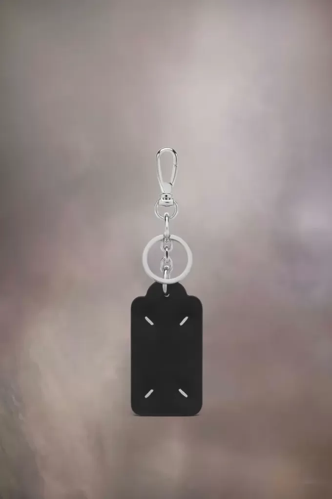 Llavero de cuatro puntadas