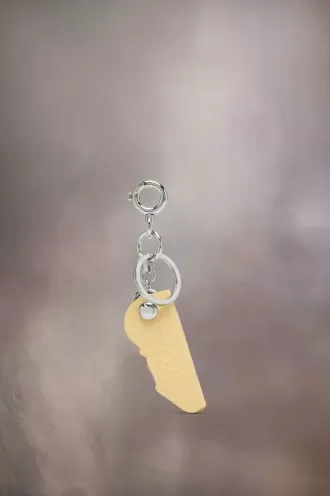 Llavero de cuero con logotipo