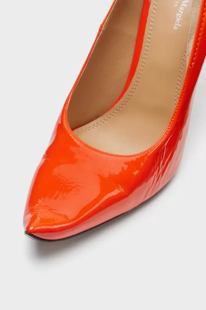 Maison Margiela Loved to death pump