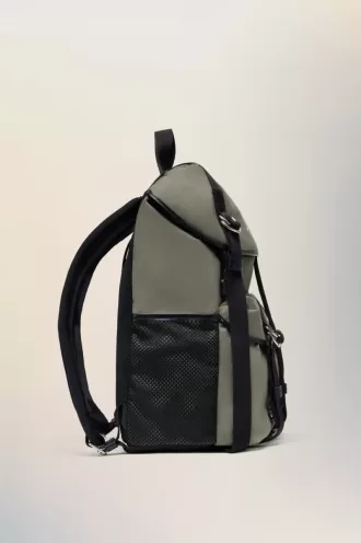 Mochila mediana de alta tecnología