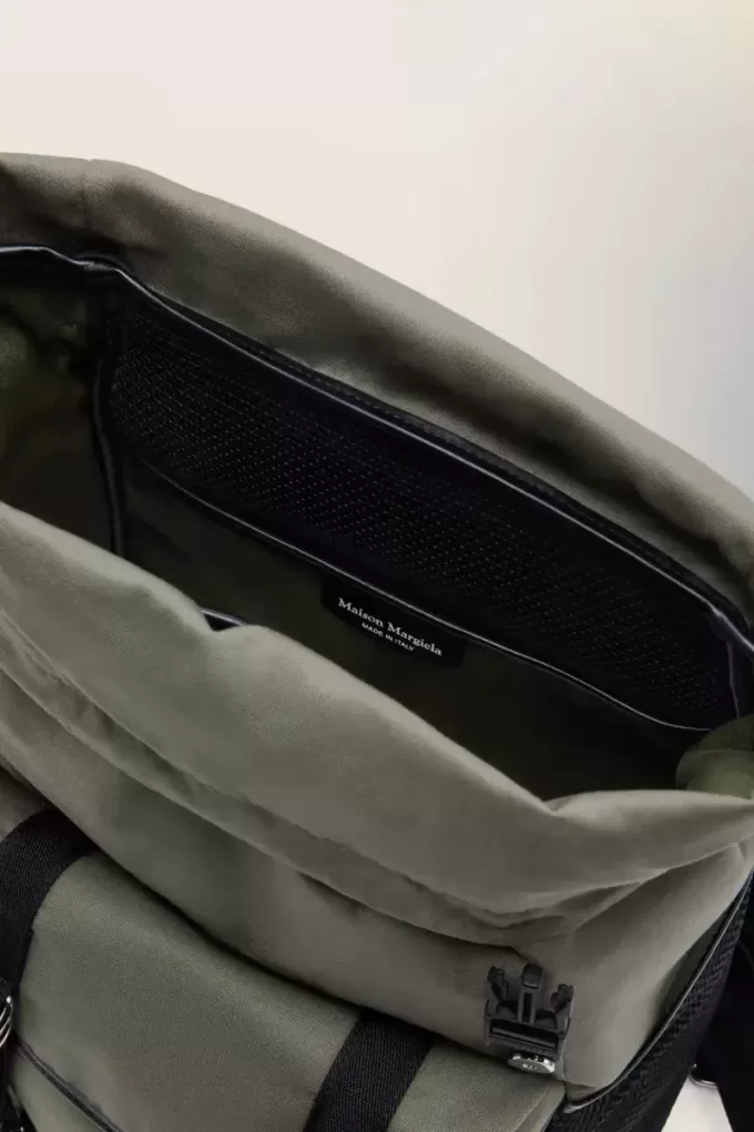 Mochila mediana de alta tecnología Mochila mediana de alta tecnología