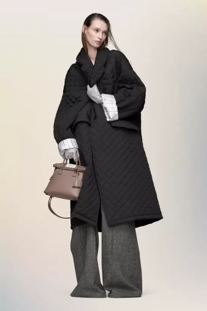 Pantalones anchos de lana