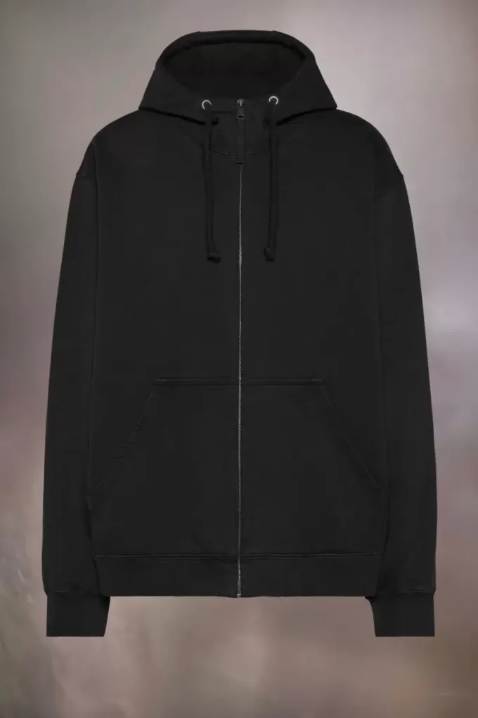 Sudadera con capucha y logotipo bordado Sudadera con capucha y logotipo bordado