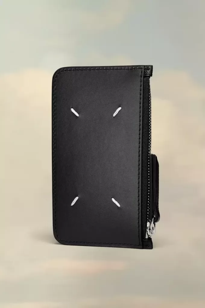 Tarjetero de cuatro puntadas