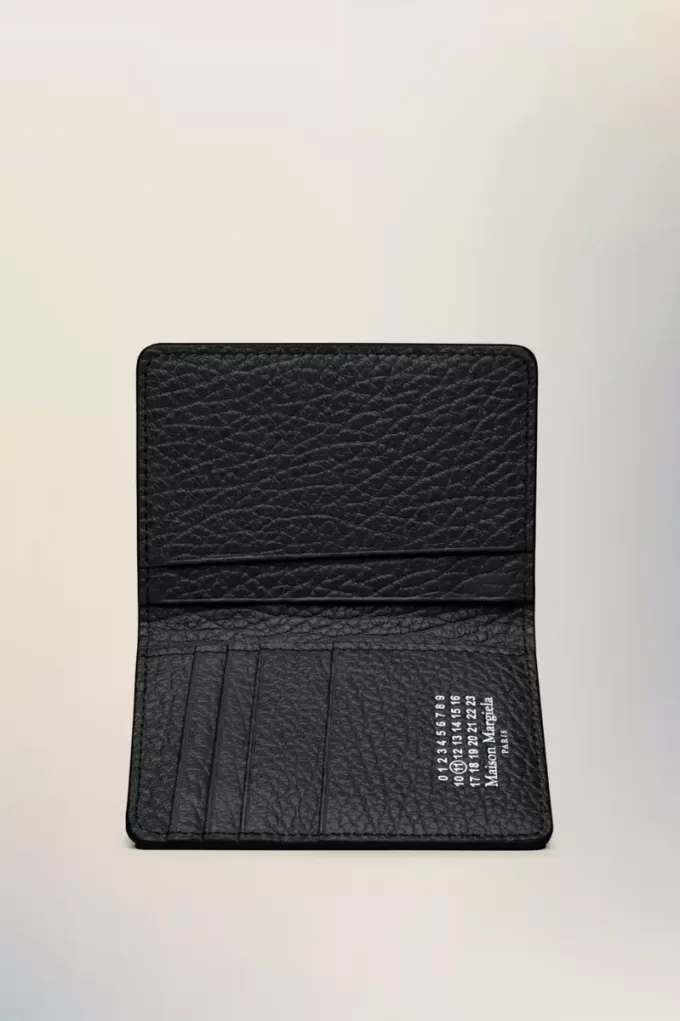 Tarjetero de cuatro puntadas