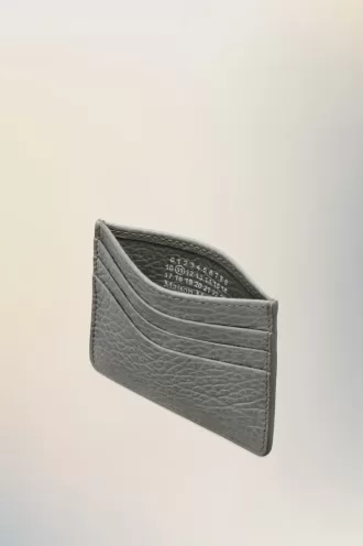 Tarjetero de cuatro puntadas