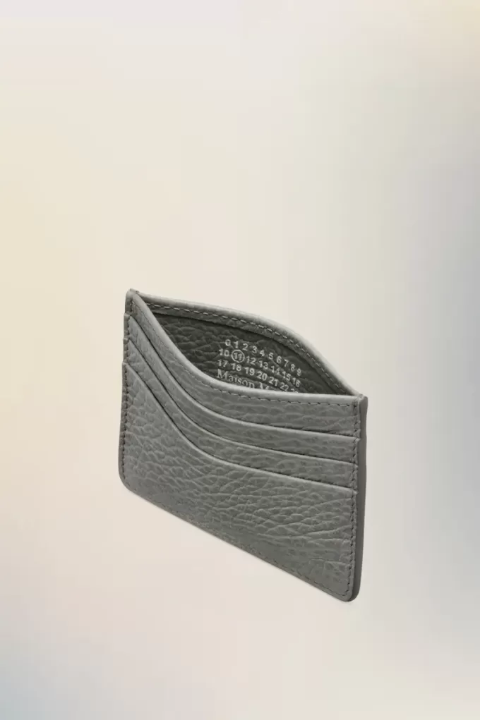 Tarjetero de cuatro puntadas