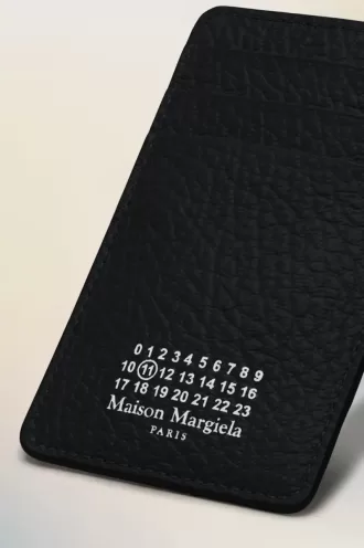 Tarjetero de cuatro puntadas