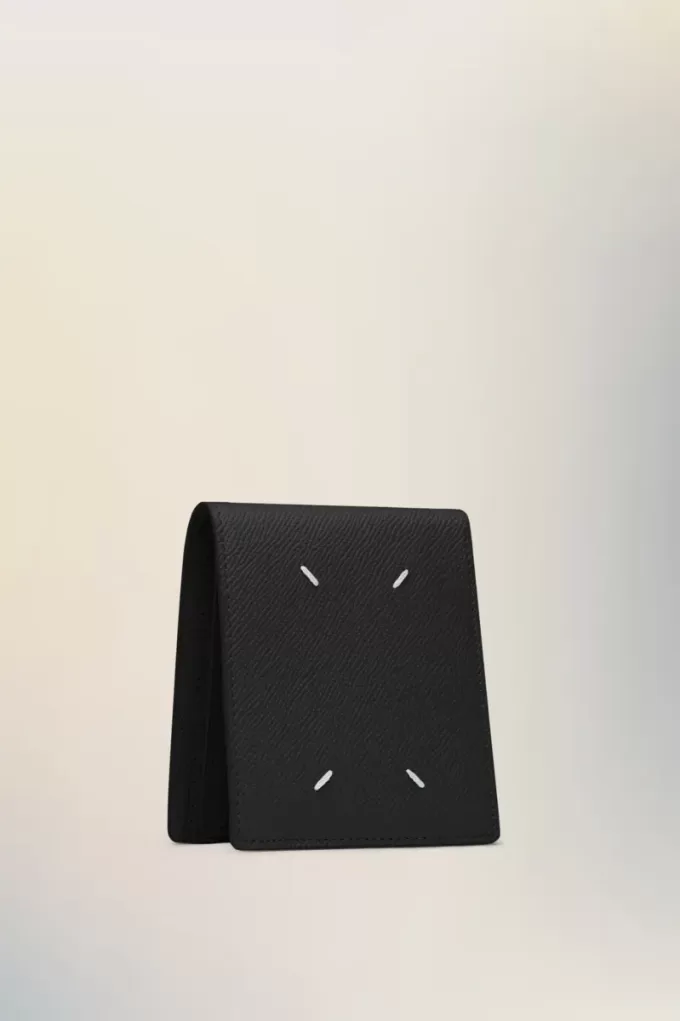 Tarjetero de cuatro puntadas