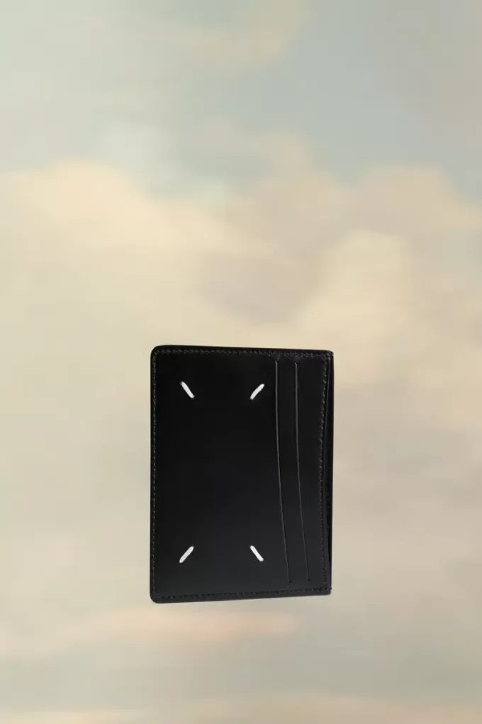 Tarjetero de cuatro puntadas