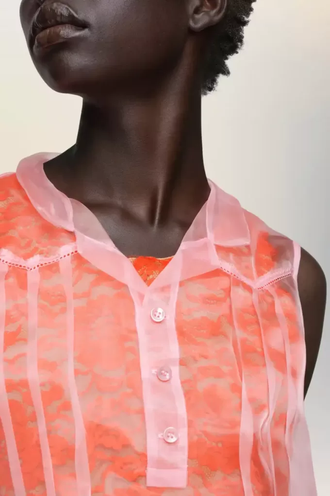 Vestido de tarde transparente de Maison Margiela