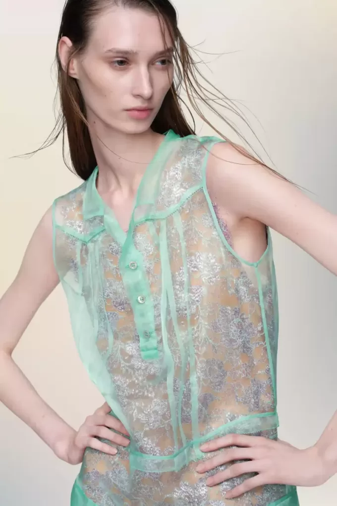 Vestido de tarde transparente de Maison Margiela