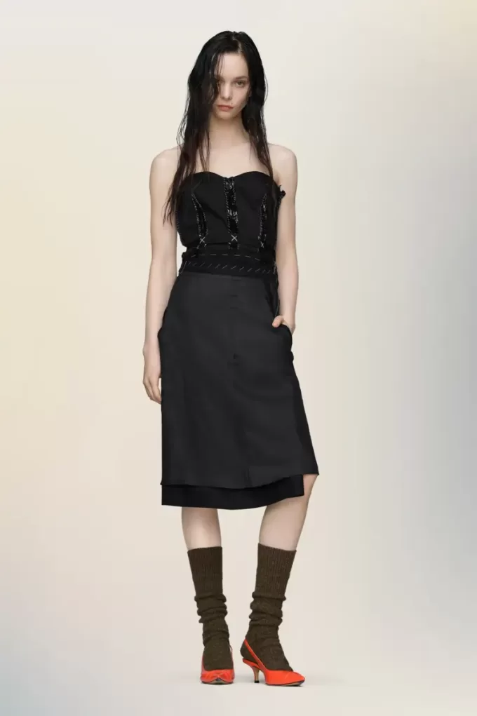 Vestido midi sin tirantes