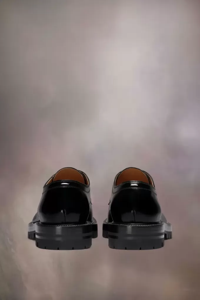 Zapatos con cordones Tabi de Maison Margiela