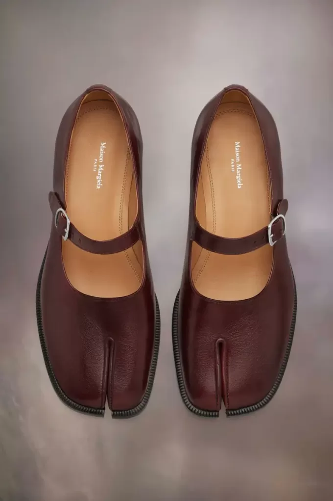 Zapatos Mary Jane de Tabi City